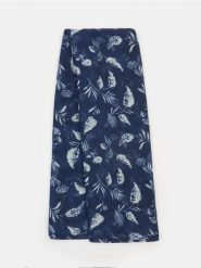 Szalik ze wzorem - granatowy. Niebieskie szaliki i chusty damskie Sinsay, bez wzorów. Za 15.99 zł.