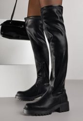 Czarne Kozaki z Dopasowaną Cholewką Typu Grunge Adevra. Czarne kozaki damskie Born2be, z jeansu, bez obcasa, na płaskiej podeszwie. Za 169.99 zł.