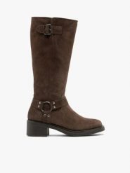 Brązowe kozaki biker boots ze skóry welurowej. Brązowe kozaki damskie Brawo sp. z o.o., ze skóry, bez obcasa. Za 699.99 zł.