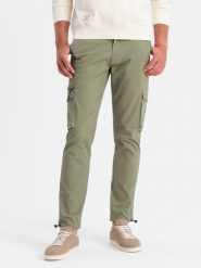 Męskie spodnie cargo STRAIGHT LEG z trójkątnym pinem na kieszeni – oliwkowe V2 OM-PACG-0196 - XXL. Zielone spodnie materiałowe męskie Ombre Clothing, l, bez wzorów, z bawełny, eleganckie. Za 137.99 zł.