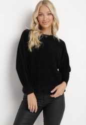 Czarny Sweter z Luźnymi Rękawami Typu Nietoperz Mevinla. Czarne swetry damskie Born2be, m, bez wzorów, z dzianiny, bez kołnierzyka, bez ramiączek, długie, bez kaptura. Za 89.99 zł.