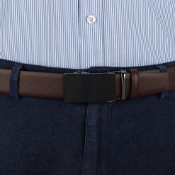 Pasek męski skórzany 3,5 cm klamra automatyczna Beltimore brązowy 53-543 : Kolory - brązowy, beżowy, Rozmiar pasków - r.115-130 cm. Brązowe paski damskie bez wzorów, ze skóry, wizytowe. Za 64.99 zł.
