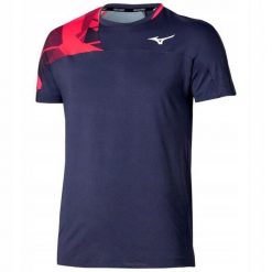 Koszulka sportowa Mizuno Daybreakers Shadow SS Tee. Niebieskie koszulki sportowe męskie Mizuno, l, bez wzorów, z materiału, bez kołnierzyka, bez ramiączek, na fitness i siłownię. Za 118.30 zł.