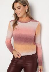 Jasnoróżowy Golf o Klasycznym Kroju w Kolorowy Wzór Ombre Sinthelia. Czerwone swetry damskie Born2be, m, bez wzorów, z jeansu, biznesowe, bez kołnierzyka, bez ramiączek, długie, bez kaptura. Za 89.99 zł.