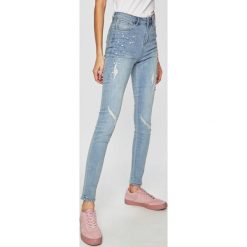 Medicine - Jeansy Take Daily. Niebieskie jeansy damskie marki MEDICINE. Za 99.90 zł.