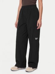 Reebok Spodnie dresowe Zofia RK25679CCW Czarny Relaxed Fit. Czarne spodnie dresowe damskie Reebok, xl, bez wzorów, z dresówki. Za 329.99 zł.
