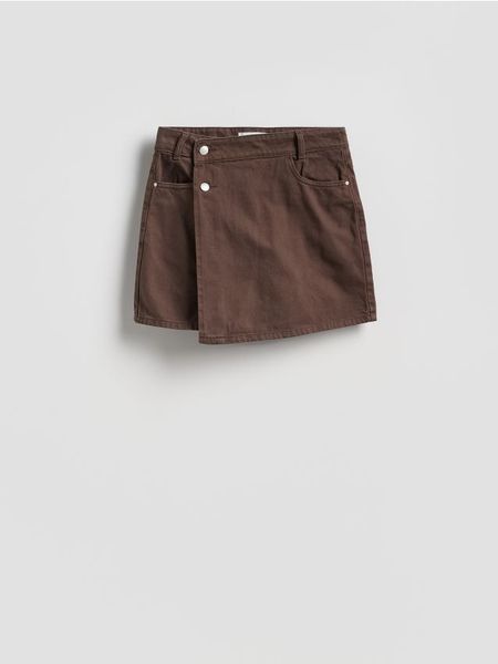 Jeansowe spódnico-szorty - dark grey jeans. Szare szorty damskie Reserved, bez wzorów, z bawełny. Za 99.99 zł.