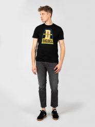 Diesel T-shirt "T-Diegor" | A10376-0GRAI | Mężczyzna | Czarny. Czarne t-shirty męskie Diesel, m, bez wzorów, z bawełny, eleganckie, bez kołnierzyka. W wyprzedaży za 149.00 zł.