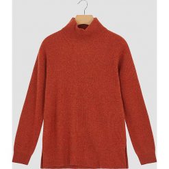 Sweter w kolorze czerwonym. Czerwone swetry damskie Rodier, bez wzorów, prążkowane, bez kołnierzyka, bez ramiączek, bez kaptura. W wyprzedaży za 152.95 zł.