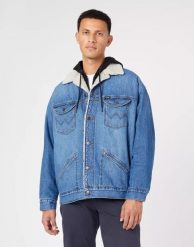 WRANGLER OVERSIZED SHERPA MĘSKA KURTKA JEANSOWA NEW FAVORITE W478LH21Y 112323627. Niebieskie płaszcze męskie Wrangler, m, bez wzorów, z bawełny, eleganckie, długie, bez kaptura. W wyprzedaży za 199.99 zł.