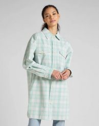 LEE ELONGATED OVERSHIRT DAMSKA KOSZULA DUSTY JADE L50WAA41 112321257. Bluzki damskie Lee, l, bez wzorów, bez kołnierzyka, bez ramiączek. Za 199.99 zł.