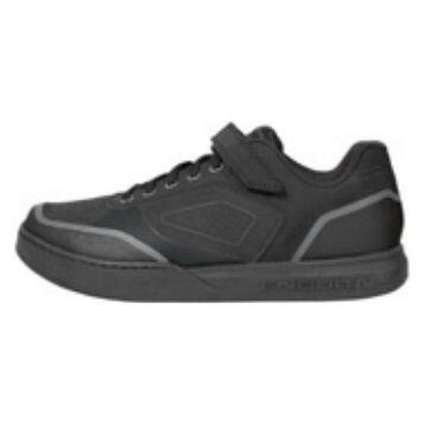 Buty rowerowe do pedałów automatycznych Endura Hummvee. Czarne buty sportowe męskie ENDURA, bez wzorów, rowerowe. Za 409.99 zł.