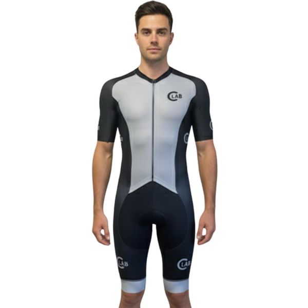 Kombinezon triathlonowy na długi dystans. Czarne buty sportowe męskie C-LAB, bez zapięcia, rowerowe. Za 1,037.50 zł.