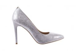 Czółenka Bayla-056 1810-1089 Srebrny Metaliczny 056333, Skóra naturalna - 39. Szare czółenka damskie Bayla, bez wzorów, z materiału, biznesowe, bez obcasa, na obcasie, bez zapięcia. W wyprzedaży za 179.10 zł.