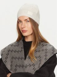 Guess Czapka Riley W4BZ26 Z3J92 Biały. Białe czapki i kapelusze damskie Guess, na zimę, z aplikacjami, z materiału. Za 139.99 zł.