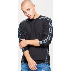 Bluza z taśmą - Czarny. Czarne bluzy męskie Cropp. Za 99.99 zł.