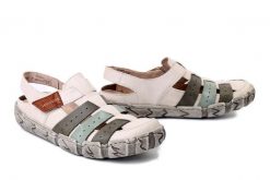 RIEKER L0379-90 beige combination, sandały damskie. Brązowe sandały damskie Rieker, bez wzorów, bez obcasa, bez zapięcia. Za 359.90 zł.