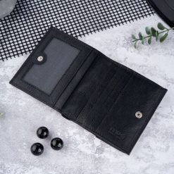 Paolo Peruzzi Portfel damski skórzany czarny IN-28-BL. Czarne portfele damskie Paolo Peruzzi, bez wzorów. Za 92.16 zł.