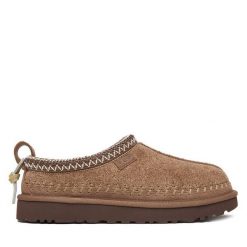Śniegowce Ugg. Brązowe śniegowce i trapery damskie UGG. Za 679.99 zł.