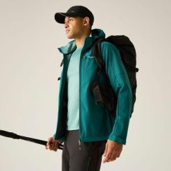 Męska wodoodporna kurtka softshell Arana z kapturem. Niebieskie kurtki męskie Regatta, m, bez wzorów, z elastanu, z kapturem. Za 329.99 zł.