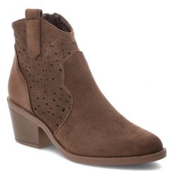 Botki damskie S.Barski o eleganckim fasonie z ażurową cholewką i stabilnym obcasem w stylu kowbojek ciemnobrązowe, HY62-8147 Chocolate. Brązowe kozaki damskie S.BARSKI, z jeansu, bez obcasa, na obcasie. Za 179.00 zł.