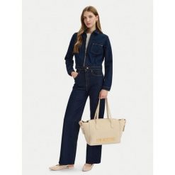 Torebka LOVE MOSCHINO. Brązowe torebki do ręki damskie Love Moschino, bez wzorów, bez dodatków. Za 649.99 zł.