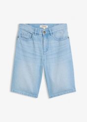 Lekkie bermudy jeansowe ze średnim stanem i wygodnym pasem. Niebieskie szorty damskie bonprix, bez wzorów, z jeansu. Za 112.99 zł.