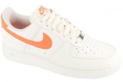 Buty sportowe Sneakersy damskie, W Air Force 1 07 Next Nature. Brązowe obuwie sportowe damskie Nike, bez wzorów, z materiału, trekkingowe. Za 449.99 zł.