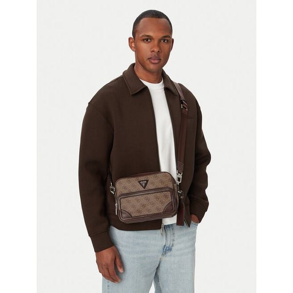 Saszetka Guess. Brązowe saszetki męskie Guess, młodzieżowe, małe. Za 390.99 zł.