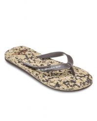 Klapki japonki dla Mężczyzn MOLOKAI RECYCLED. Brązowe klapki męskie Quiksilver, z gumy. Za 94.99 zł.