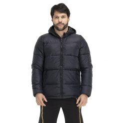 Męska kurtka z kapturem Welcome Back. Czarne kurtki sportowe męskie LEONE 1947 APPAREL, l, bez wzorów, z tkaniny, trekkingowe. W wyprzedaży za 419.25 zł.