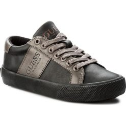 Półbuty GUESS - FITHE1 LEA12 BLK. Półbuty chłopięce marki Guess. W wyprzedaży za 179.00 zł.