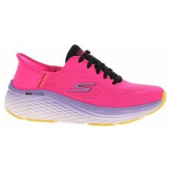 Buty do biegania damskie Skechers Max Cushioning Elite 2.0. Czerwone obuwie sportowe damskie Skechers, bez wzorów, z materiału, do biegania. Za 644.00 zł.