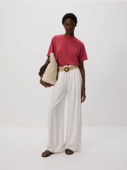 T-shirt kimono z dodatkiem modalu - jasnofioletowy. Fioletowe t-shirty damskie Reserved, l, bez wzorów, z dzianiny, bez kołnierzyka. W wyprzedaży za 49.99 zł.