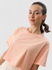 4F T-shirt crop top z nadrukiem damski - koralowy L. Czerwone koszulki sportowe damskie 4f, l, bez wzorów, z bawełny, sportowe, bez kołnierzyka. W wyprzedaży za 39.99 zł.
