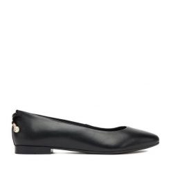 Baleriny Lasocki. Czarne baleriny damskie Lasocki, bez wzorów, bez obcasa. Za 139.99 zł.