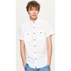 Koszula z krótkim rękawem - Biały. Koszule męskie Cropp. Za 49.99 zł.