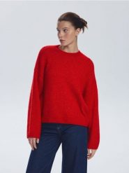 Sweter z alpaką - czerwony. Czerwone swetry damskie Reserved, l, bez wzorów, z dzianiny, bez kołnierzyka, bez ramiączek, bez kaptura. Za 279.99 zł.