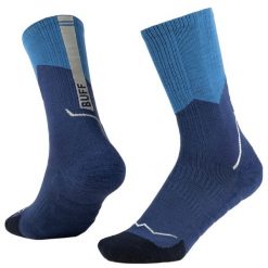 Skarpetki sportowe dla dorosłych Merino Midweight Crew Socks. Niebieskie skarpety damskie Buff, bez wzorów, z elastanu. Za 139.99 zł.