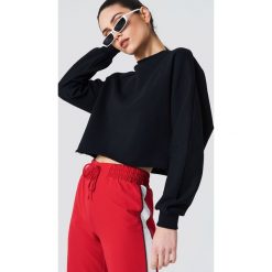 NA-KD Bluza nietoperz z surowym brzegiem - Black. Bluzy damskie marki NA-KD. Za 141.95 zł.