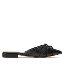 Klapki Aldo. Czarne klapki damskie Aldo, bez wzorów, bez obcasa. Za 259.99 zł.