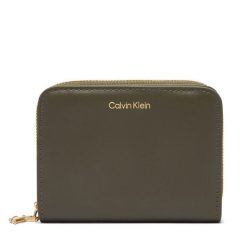 Portfel Calvin Klein. Zielone portfele damskie Calvin Klein, bez wzorów. Za 289.99 zł.