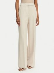 Maryley Spodnie materiałowe 26EB598/43LA Beżowy Regular Fit. Brązowe spodnie materiałowe damskie Maryley, m, bez wzorów, z materiału. Za 279.99 zł.