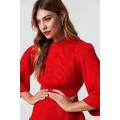 Trendyol Sweter Etek - Red. Czerwone swetry damskie Trendyol, z dzianiny, z okrągłym kołnierzem. Za 80.95 zł.
