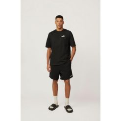 T-shirt Kubota czarny męski. Czarne szorty męskie Kubota, m, bez wzorów, bez kołnierzyka. W wyprzedaży za 59.99 zł.