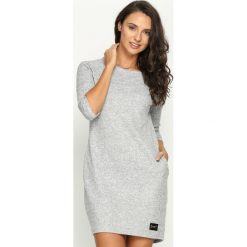 Jasnoszara Sukienka Indiana. Szare sukienki damskie Born2be, z dzianiny. Za 69.99 zł.