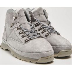 Skórzane buty trekkingowe - Szary. Szare trekkingi damskie House. Za 219.99 zł.