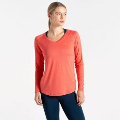 Discern damska sportowa koszulka. Czerwone koszulki sportowe damskie Dare 2b, bez wzorów, bez kołnierzyka, bez ramiączek, trekkingowe. Za 160.00 zł.