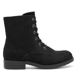 Trzewiki Clara Barson. Czarne botki damskie Clara Barson, bez obcasa, na płaskiej podeszwie, bez zapięcia. Za 129.99 zł.
