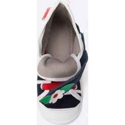 Befado - Trampki dziecięce. Buty sportowe dziewczęce marki Befado. W wyprzedaży za 29.90 zł.